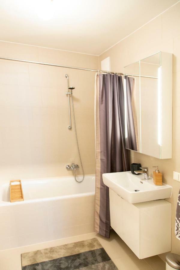 Cozy & Cool Apartment * 5 Min To City Center Vienna Exterior photo