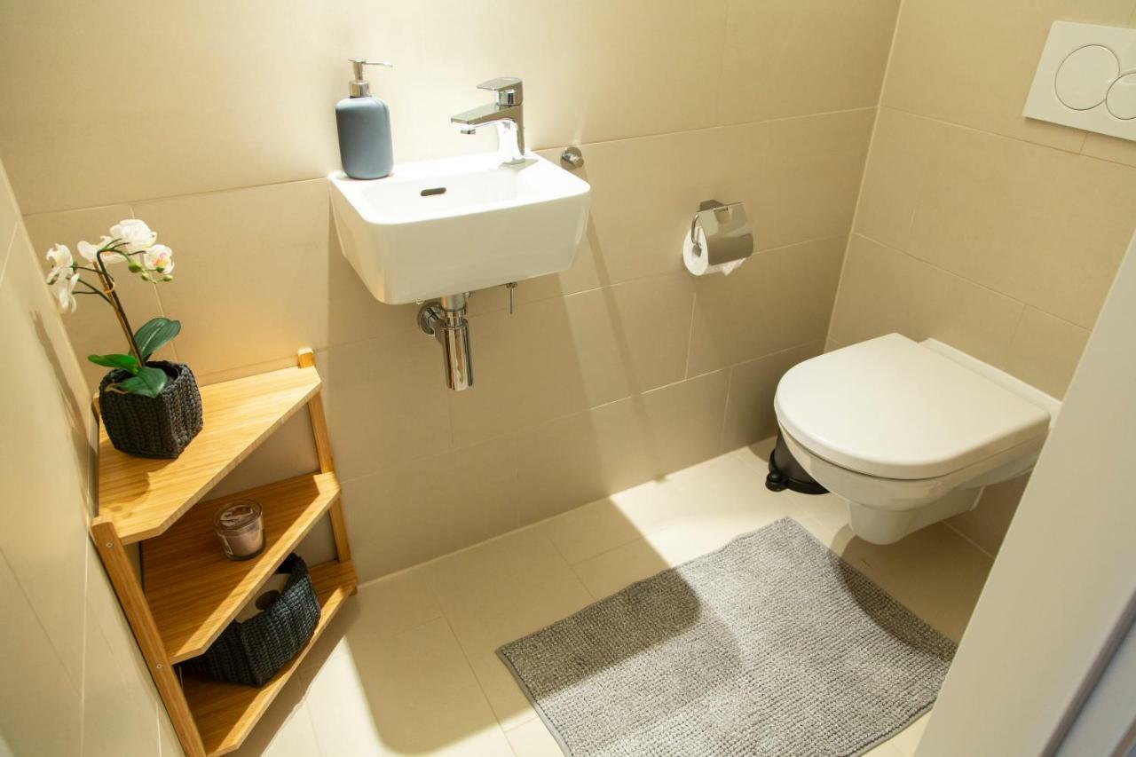 Cozy & Cool Apartment * 5 Min To City Center Vienna Exterior photo